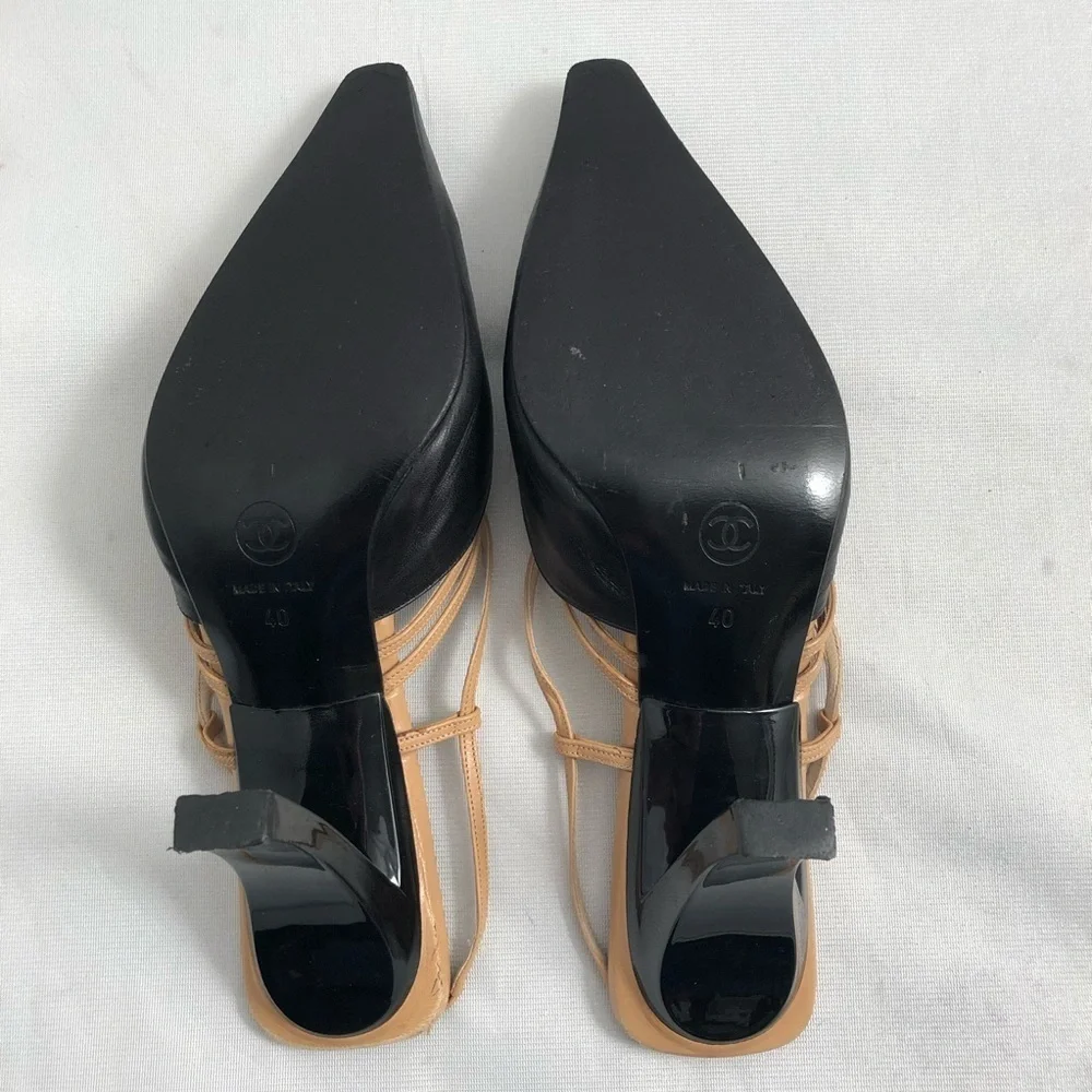 Chanel black and tan leather strappy slingback heel shoes